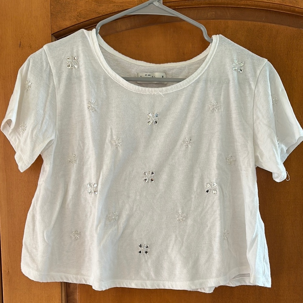 Abercrombie Kids White Rhinestone Floral Boxy Crop T-Shirt Short Sleeve Size M